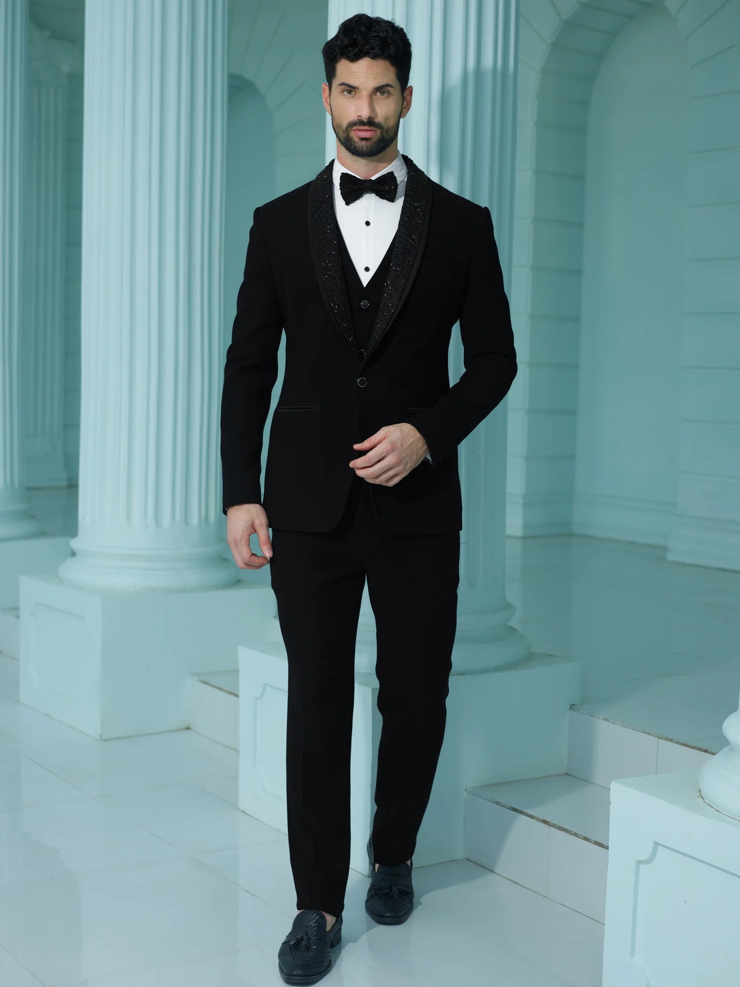 Suave Layered Lapel Black Suit