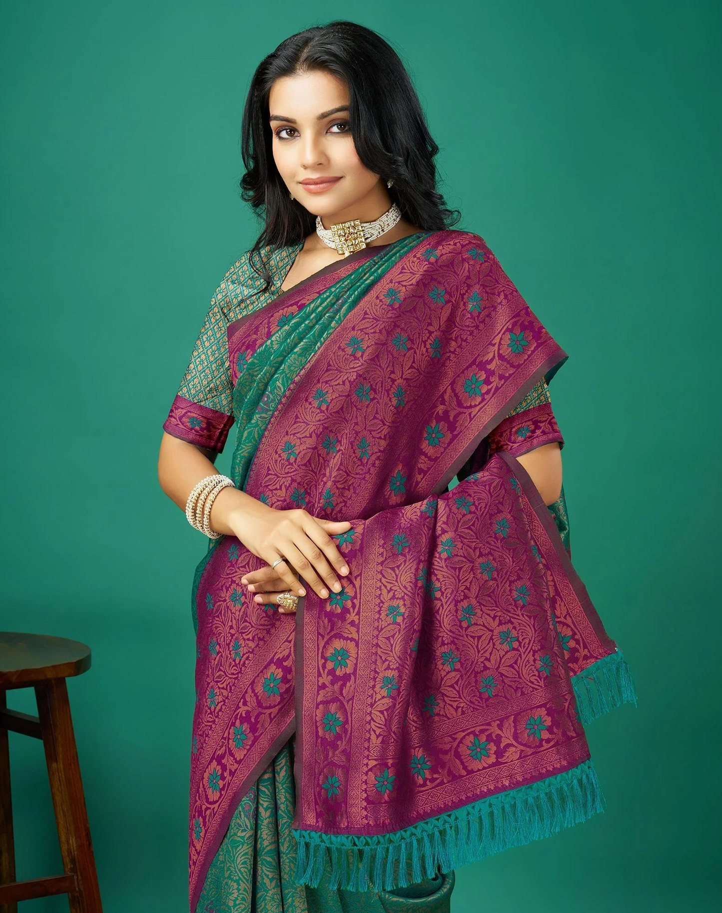 Rama Green Zari Woven Banarasi Silk Saree