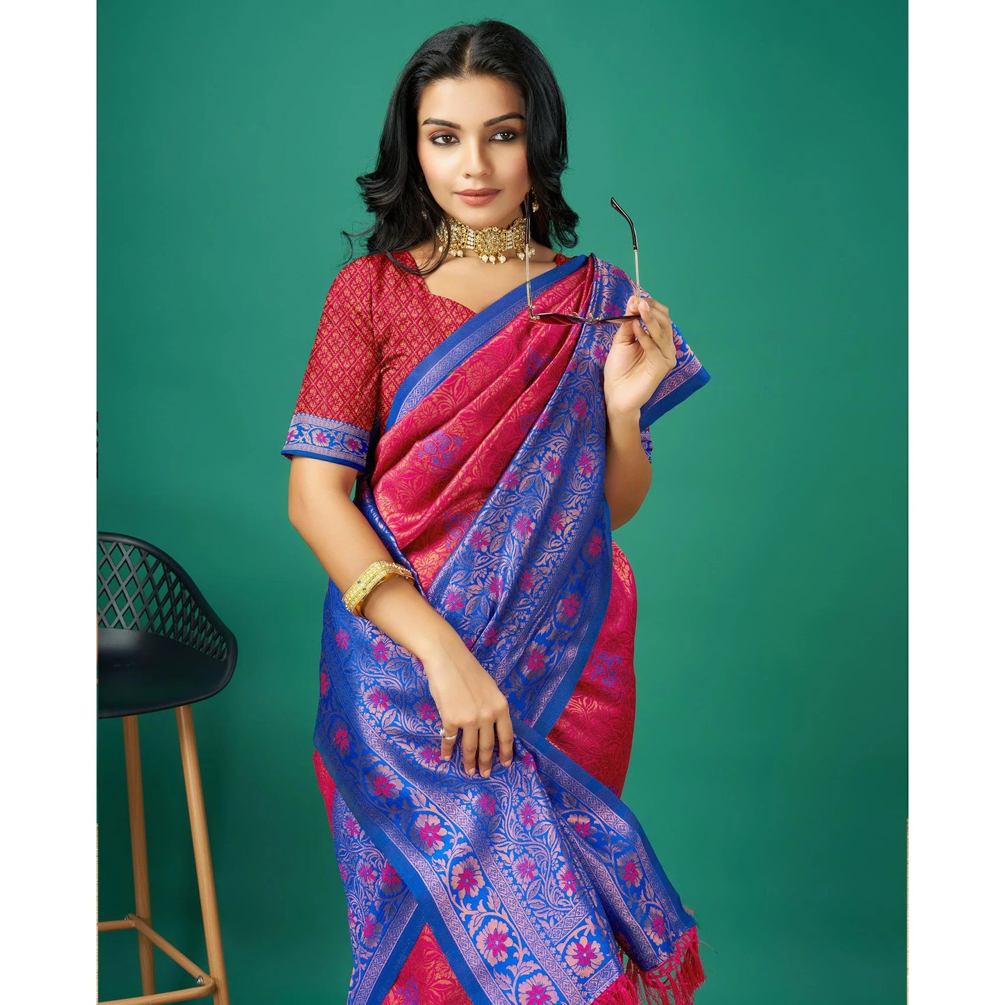 Rani Pink Zari Woven Banarasi Silk Saree