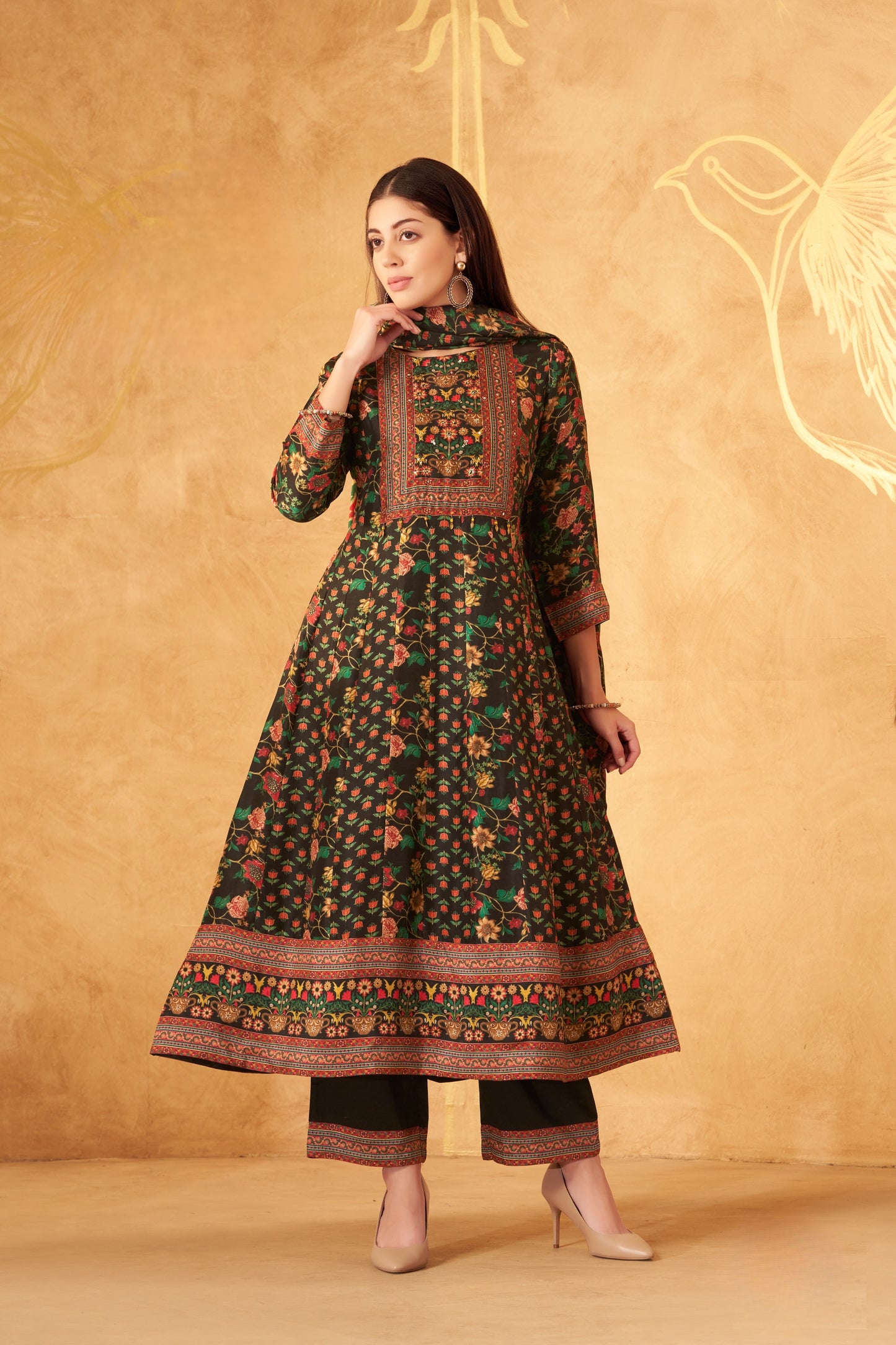 Black Floral Printed Anarkali Kurta Set with Intricate Border Detailing