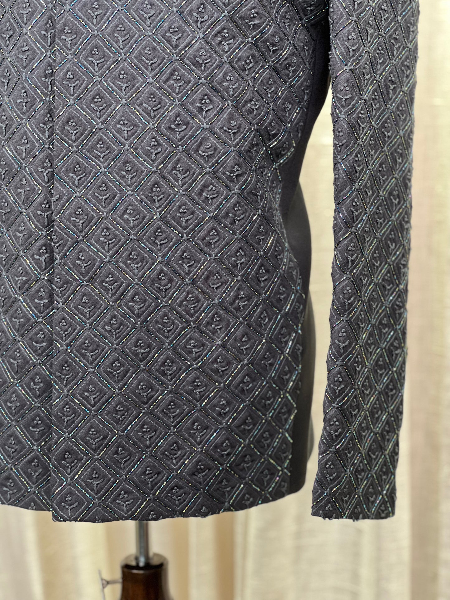 Emerald Green Textured Jodhpuri Suit with Subtle Geometric Embroidery