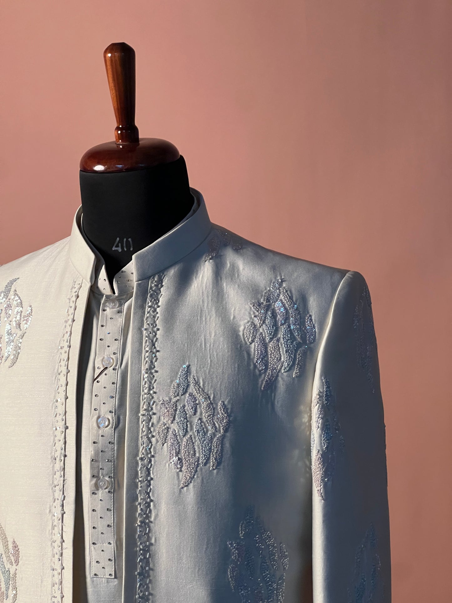 Ivory Embroidered Sherwani Set with Thread and Mirror Accents