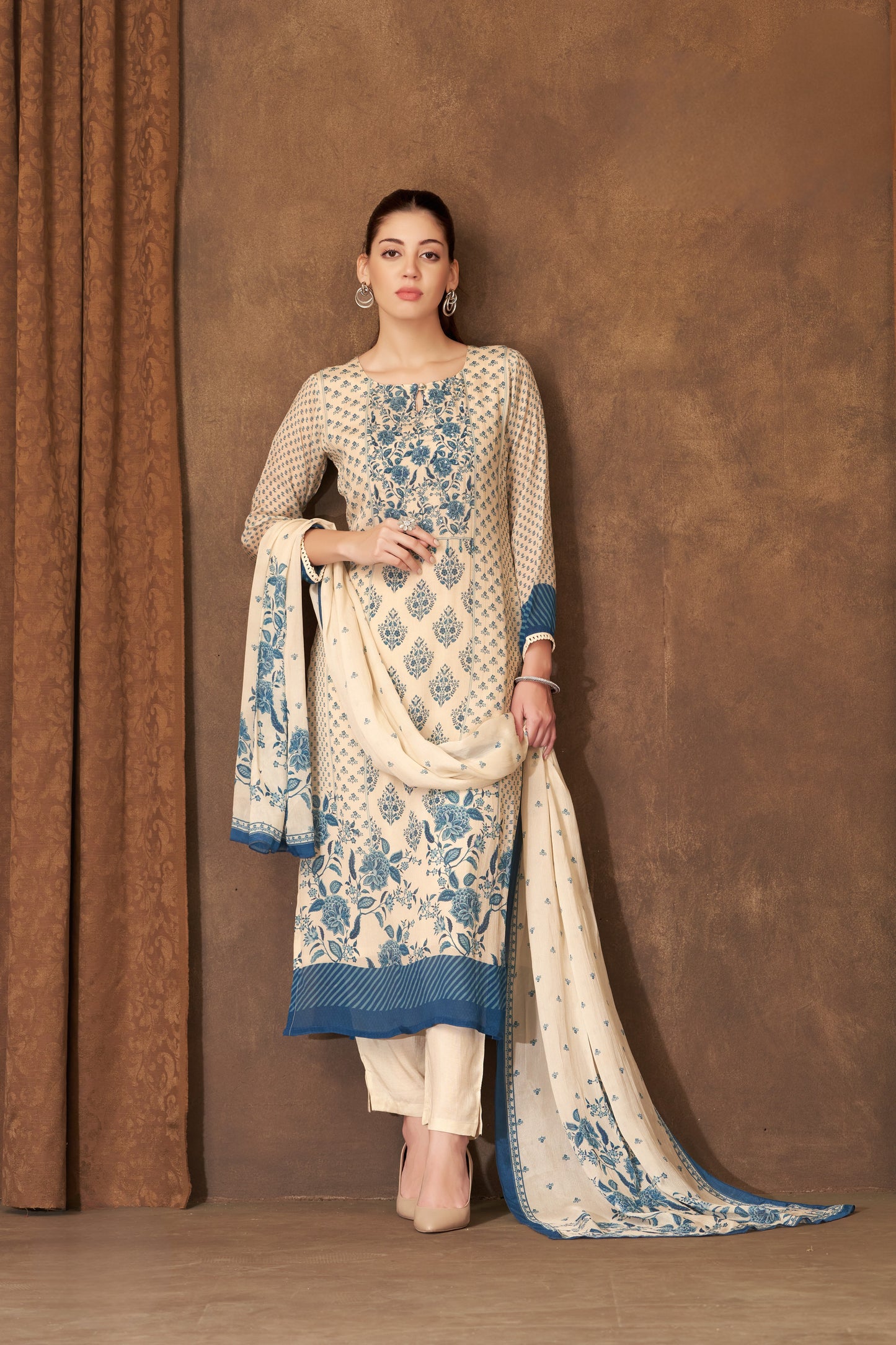 Ivory & Blue Floral Printed Kurta Set with Dupatta