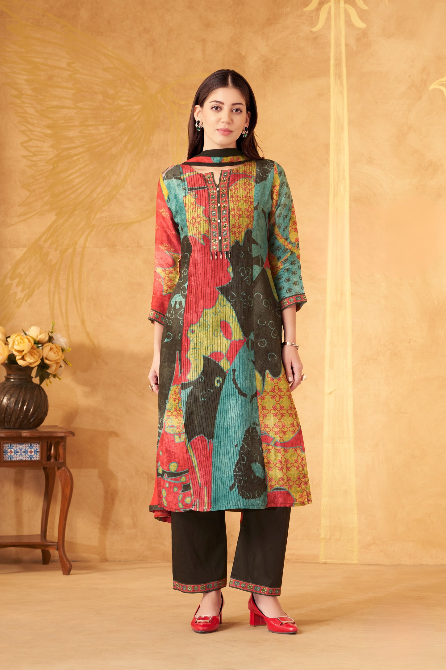 Multicolour Abstract Print Kurta Set with Black Pants & Dupatta