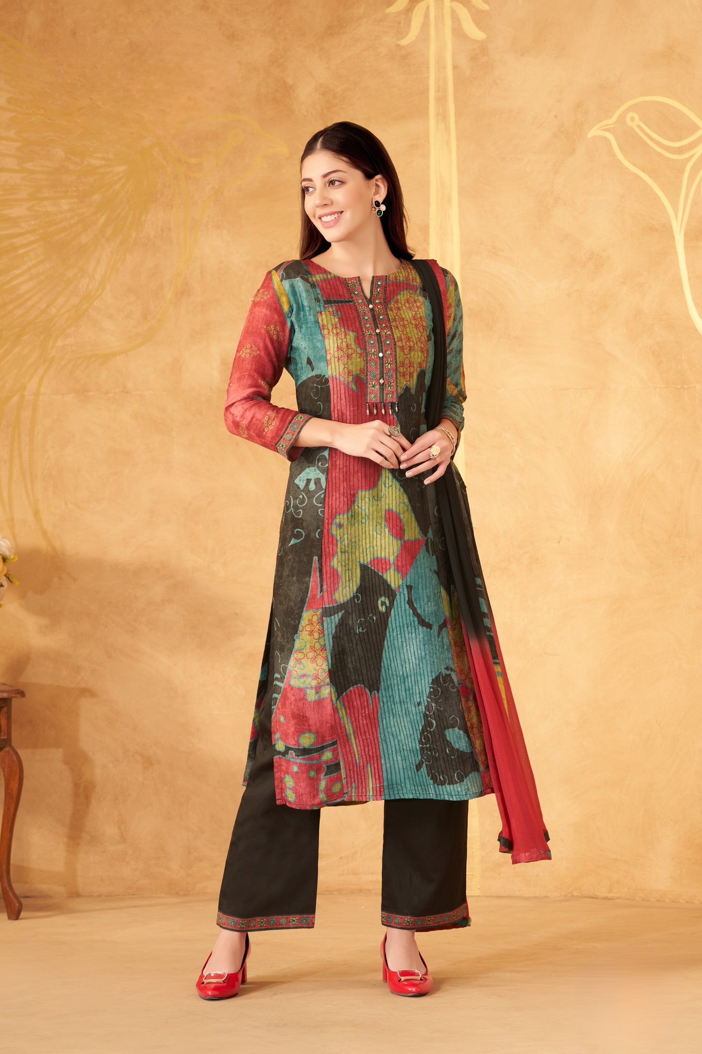 Multicolour Abstract Print Kurta Set with Black Pants & Dupatta