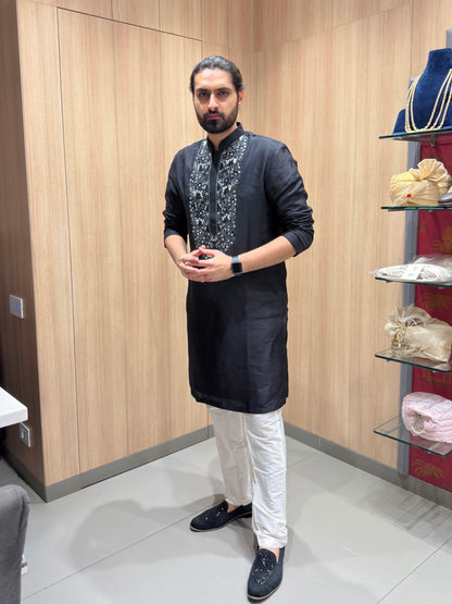 Black Embroidered Kurta with White Pajama and Thread Work Detailing