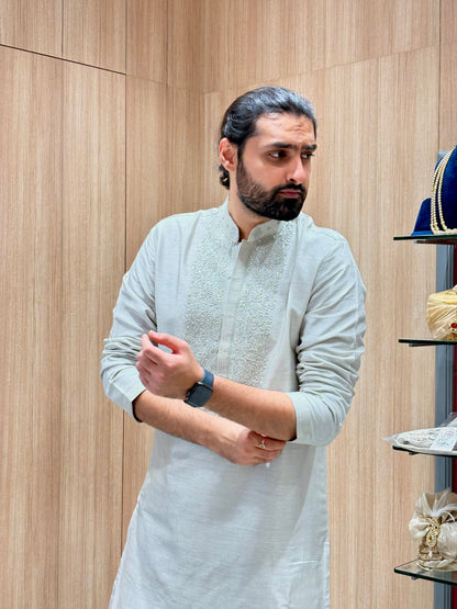 Classic Off-White Kurta with Elegant Embroidery