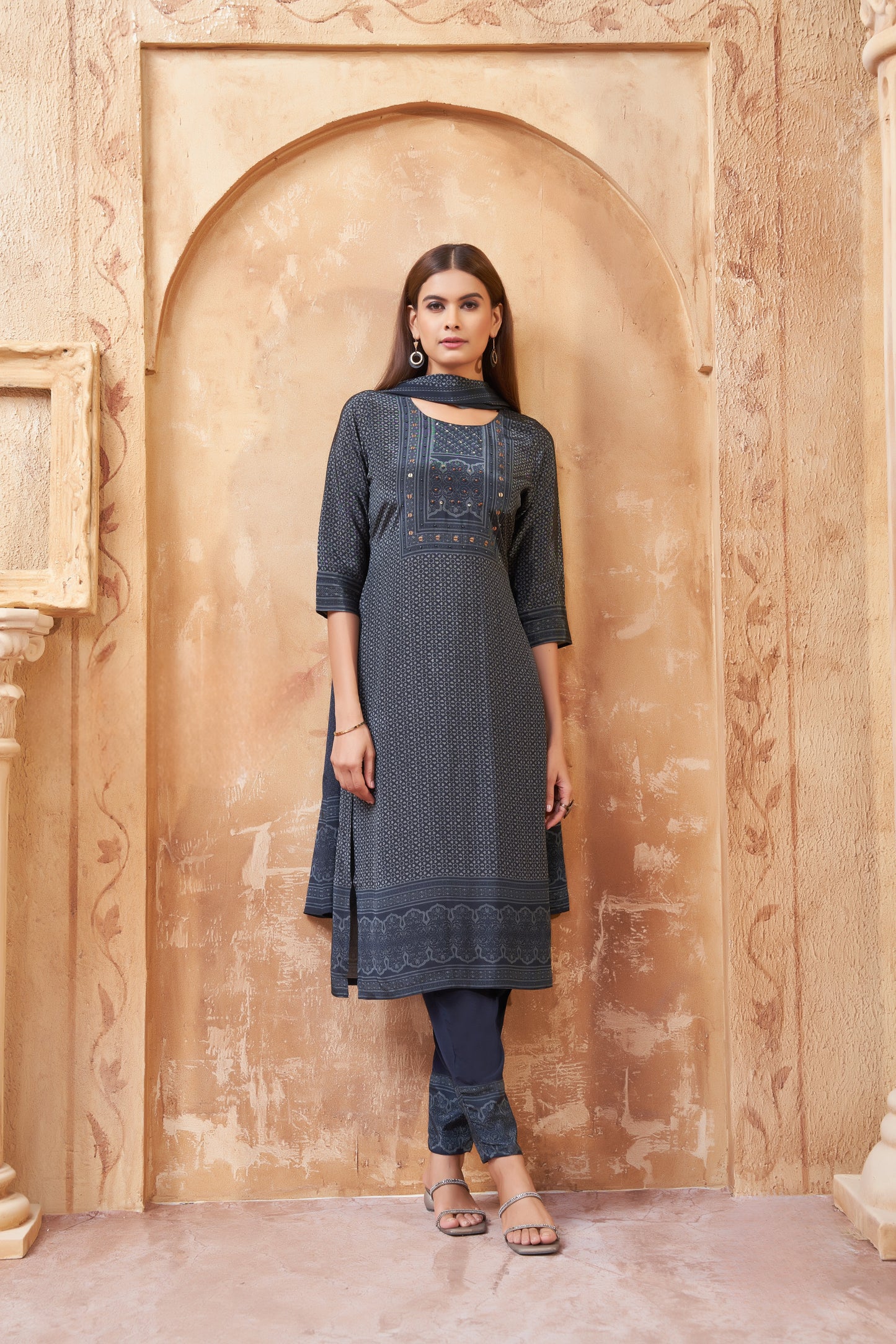 Graceful Blue Printed Cotton Suit with Subtle Thread Detailing