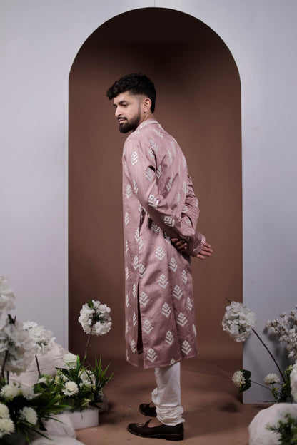 Peach Kurta With Intricate Mirror Work