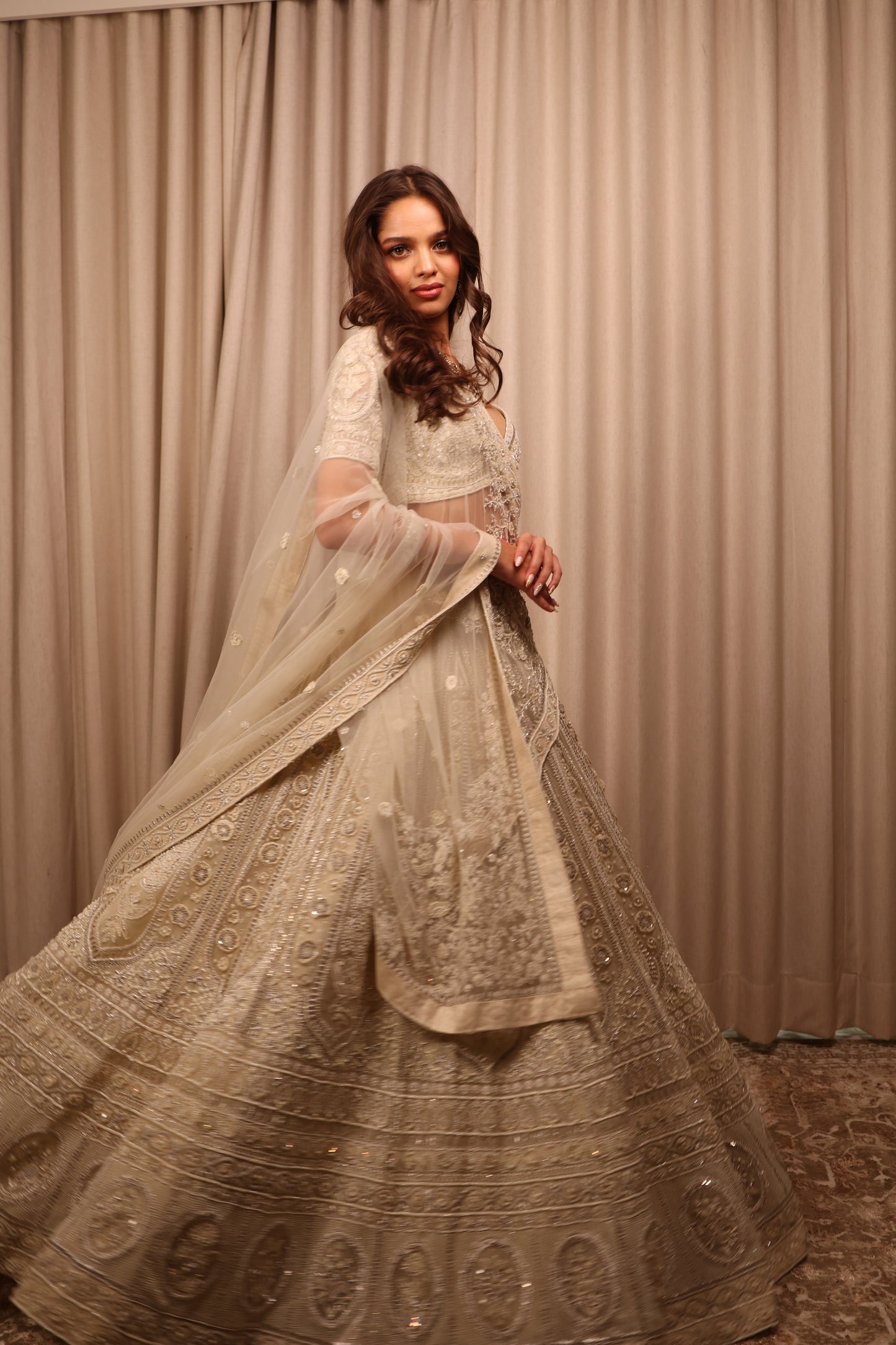 Ivory Bridal Lehnga Choli With Embroidered Work