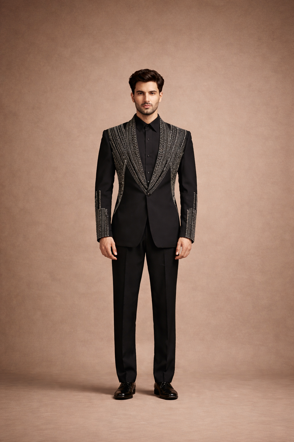 Luxury Black Embroidered Men’s Coat Suit