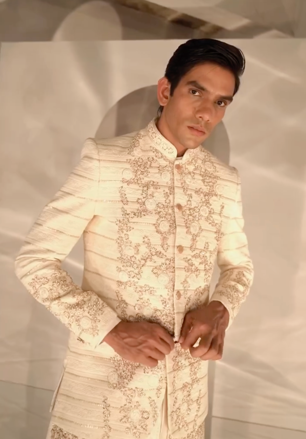 Off-White Sherwani: Understated Elegance